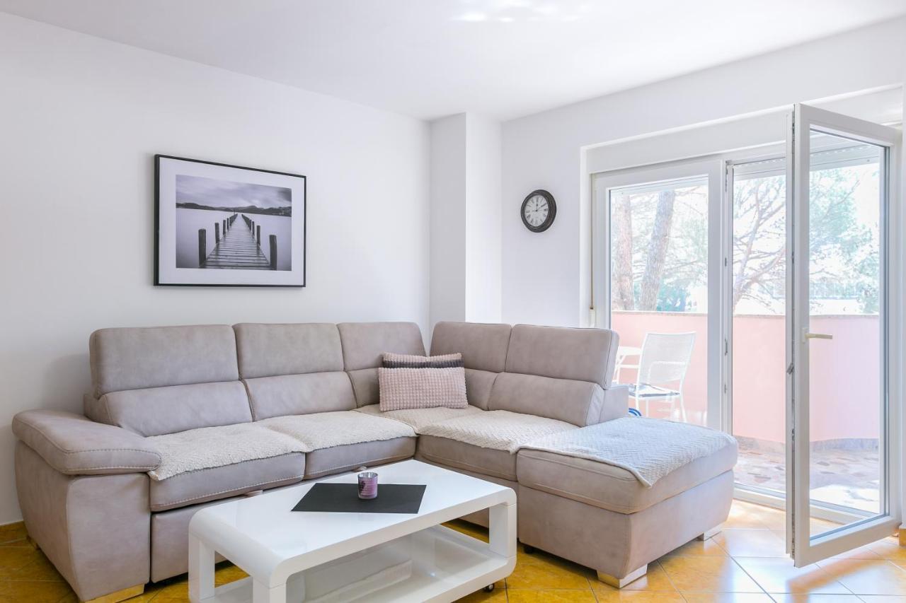 Senad Appartement *